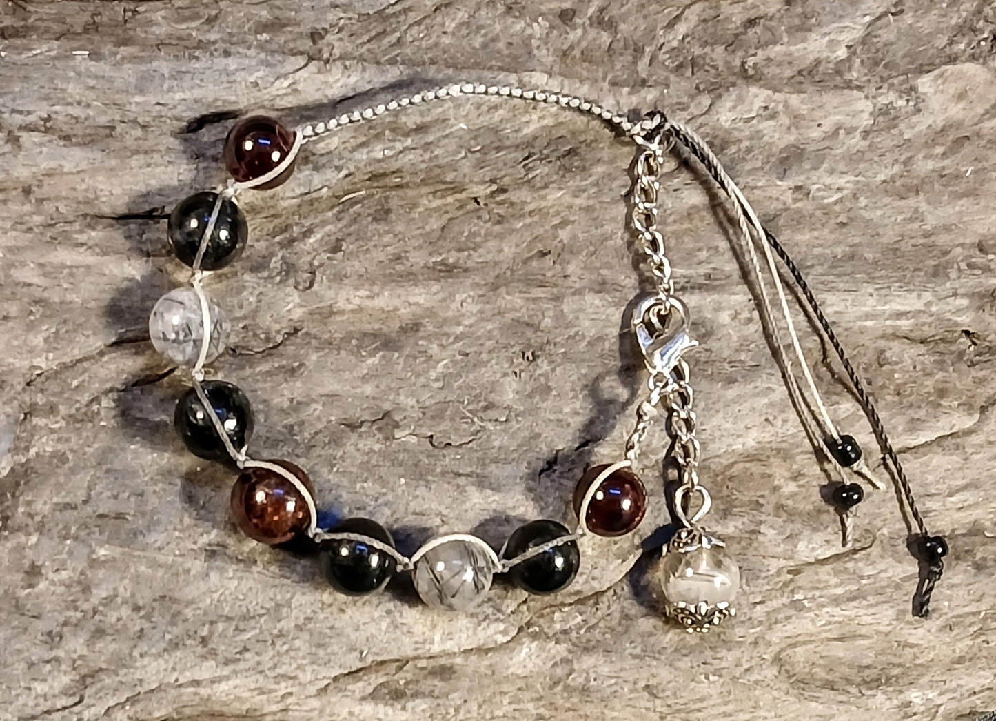 Garnet, Arfvedsonite, Tormalated Quartz
