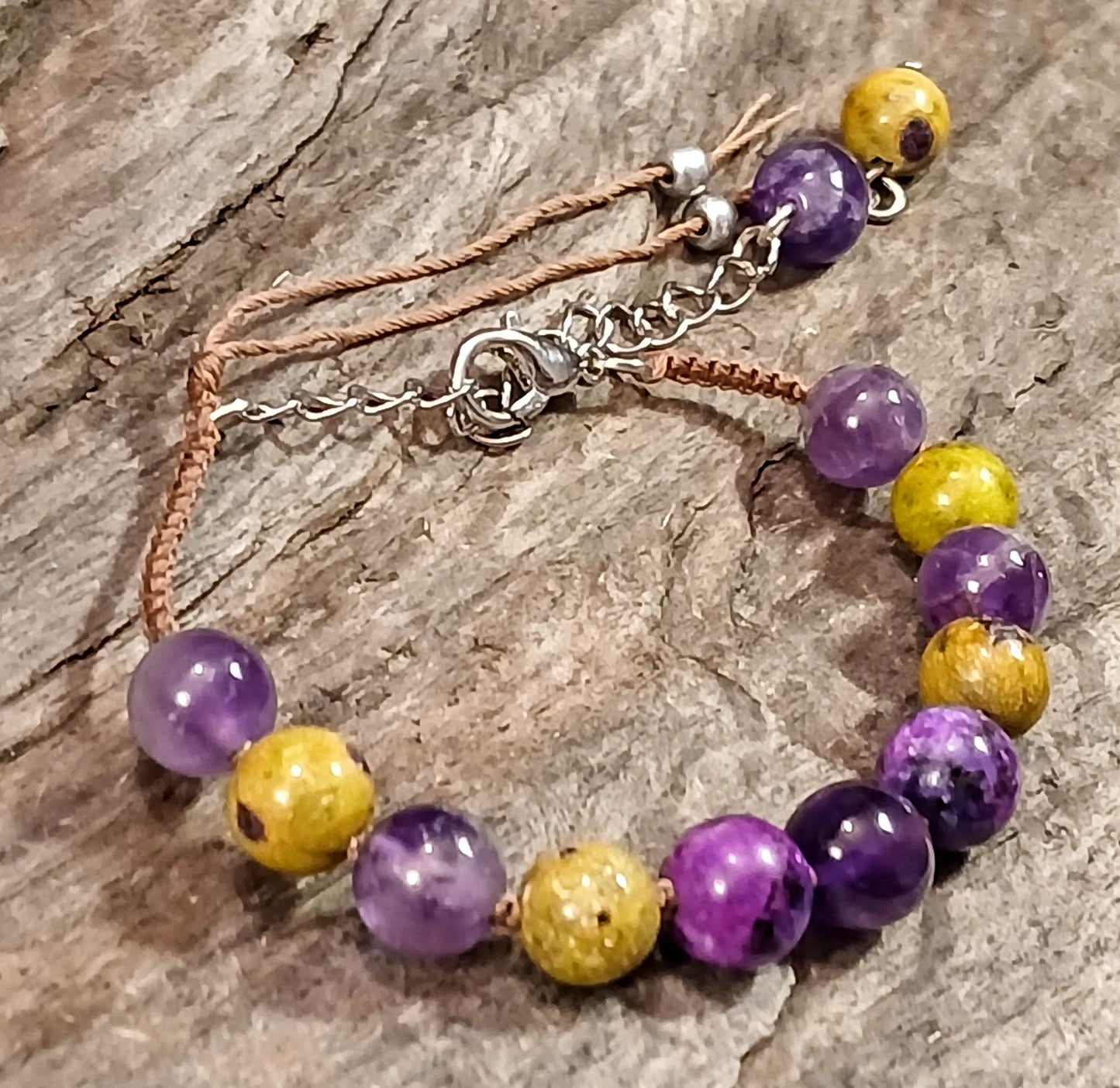 Atlantisite Stichtite & Amethyst