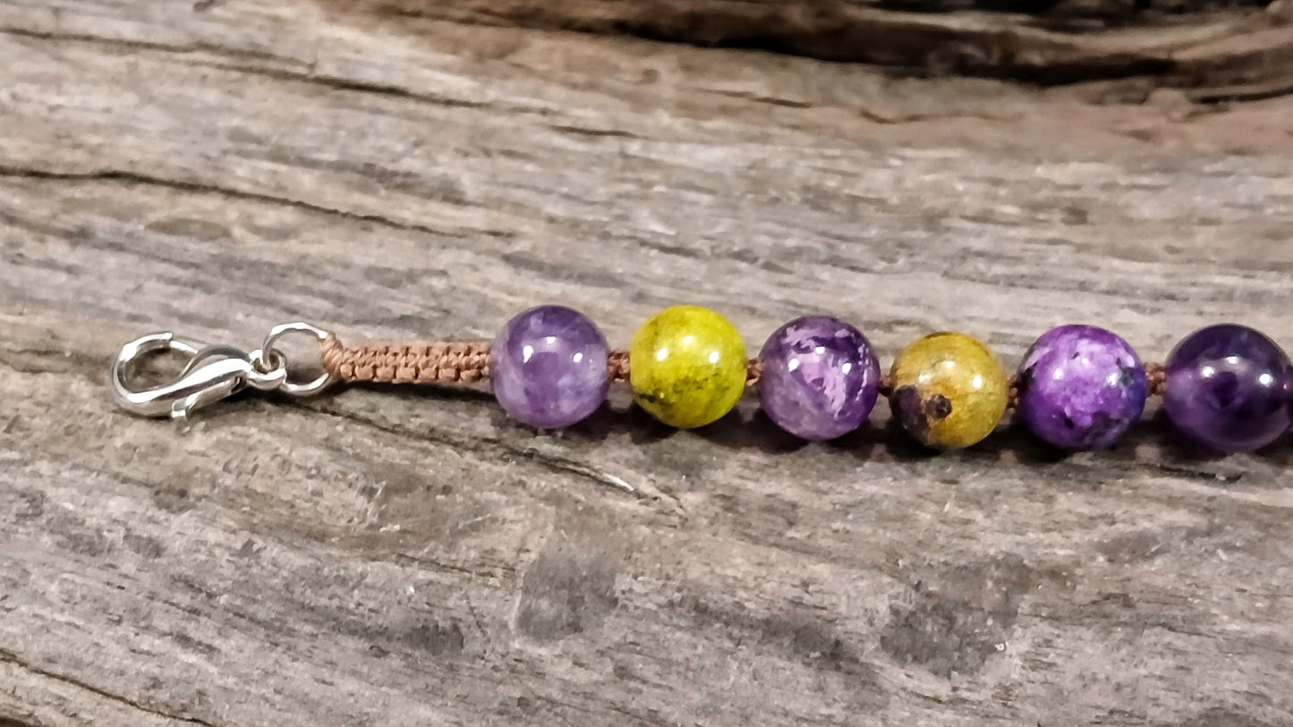 Atlantisite Stichtite & Amethyst