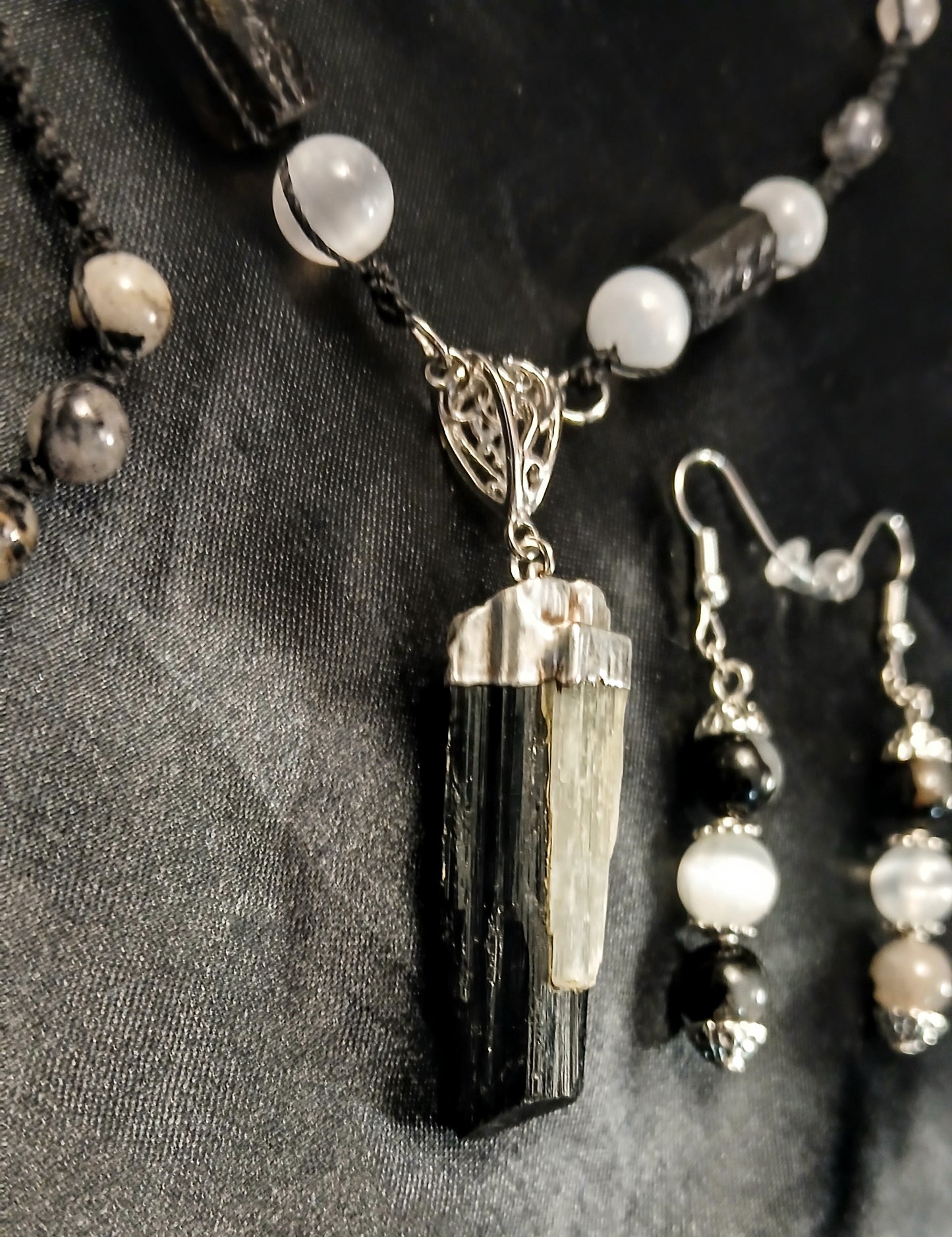 Black Tormaline & Selenite with Quartz Set