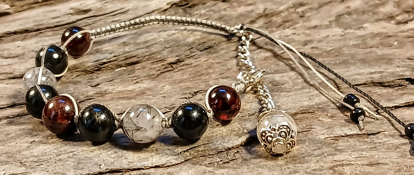 Garnet, Arfvedsonite, Tormalated Quartz