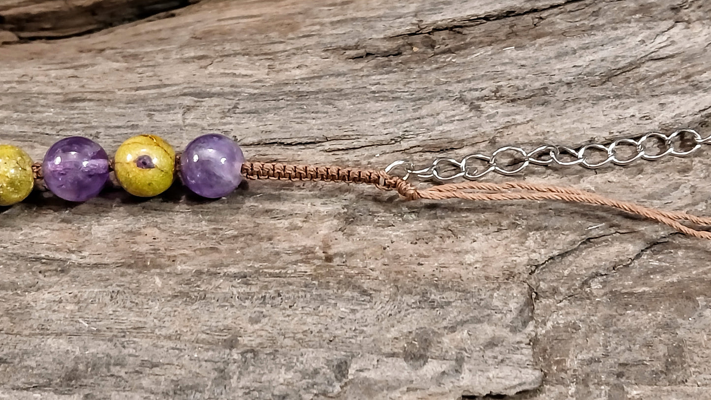 Atlantisite Stichtite & Amethyst